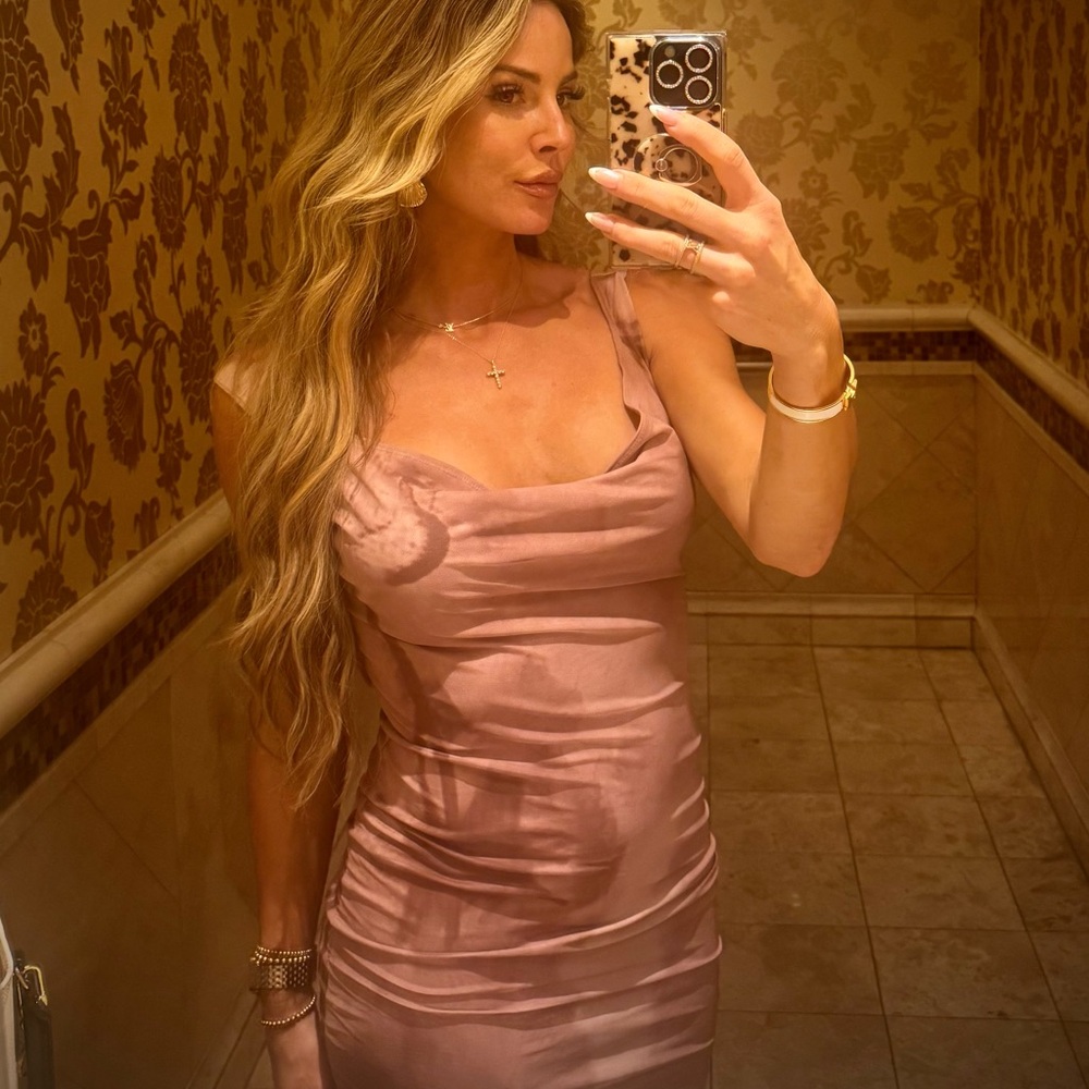 Elegant Pink Maxi Dress